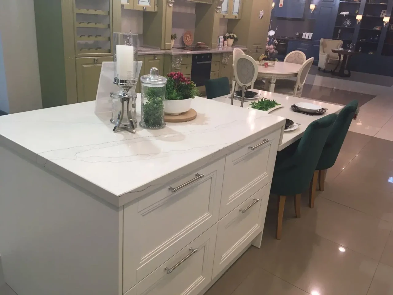 Житлові приміщення Avant Quartz 7000 Калакатта Эно