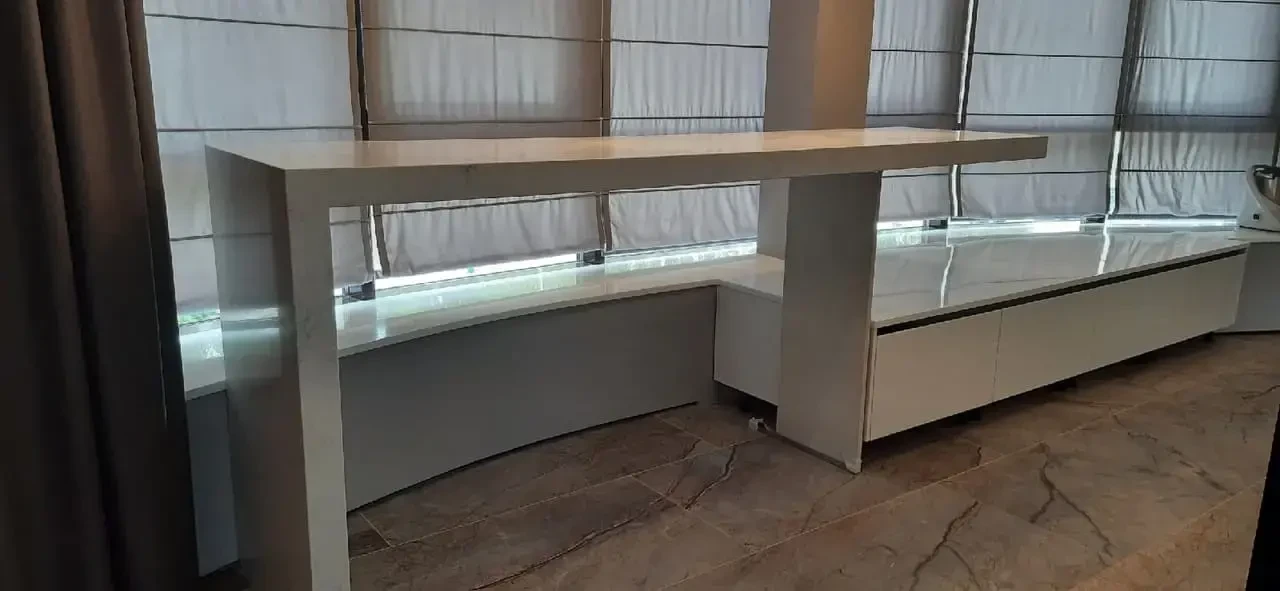 Житлові приміщення Avant Quartz 7100 Статуаріо Лілль