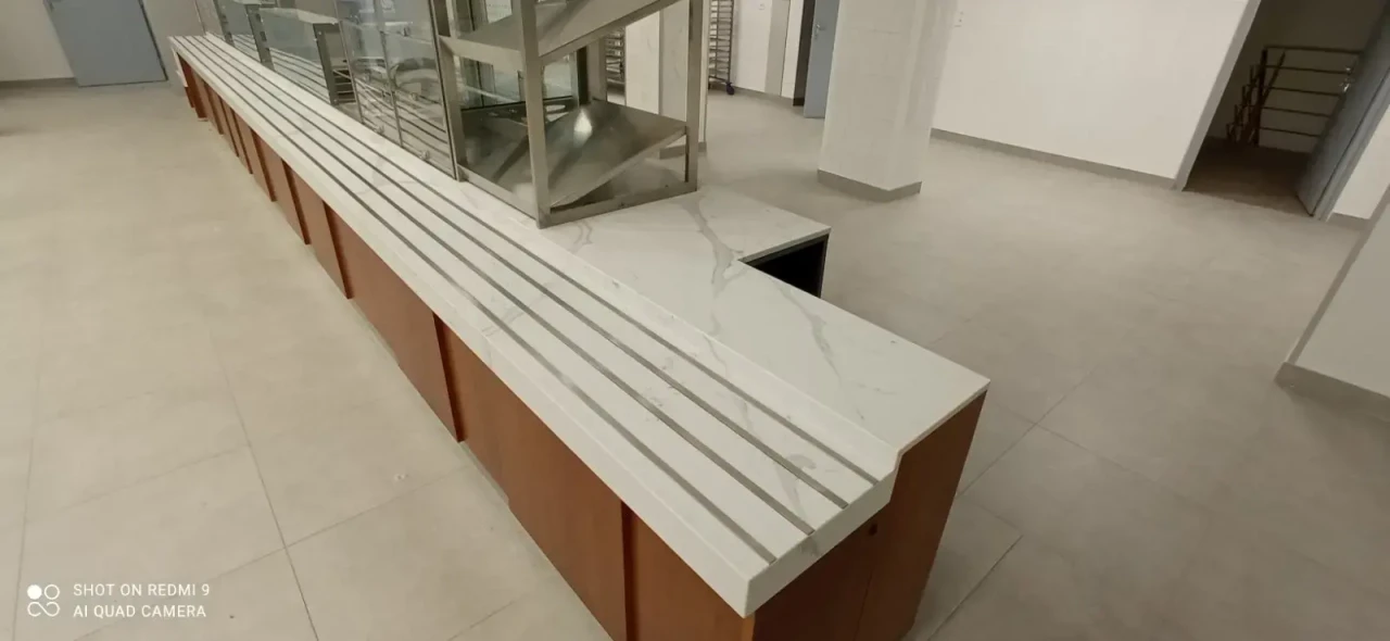 Комерційні об'єкти Avant Quartz 7500 Калакатта Аррас
