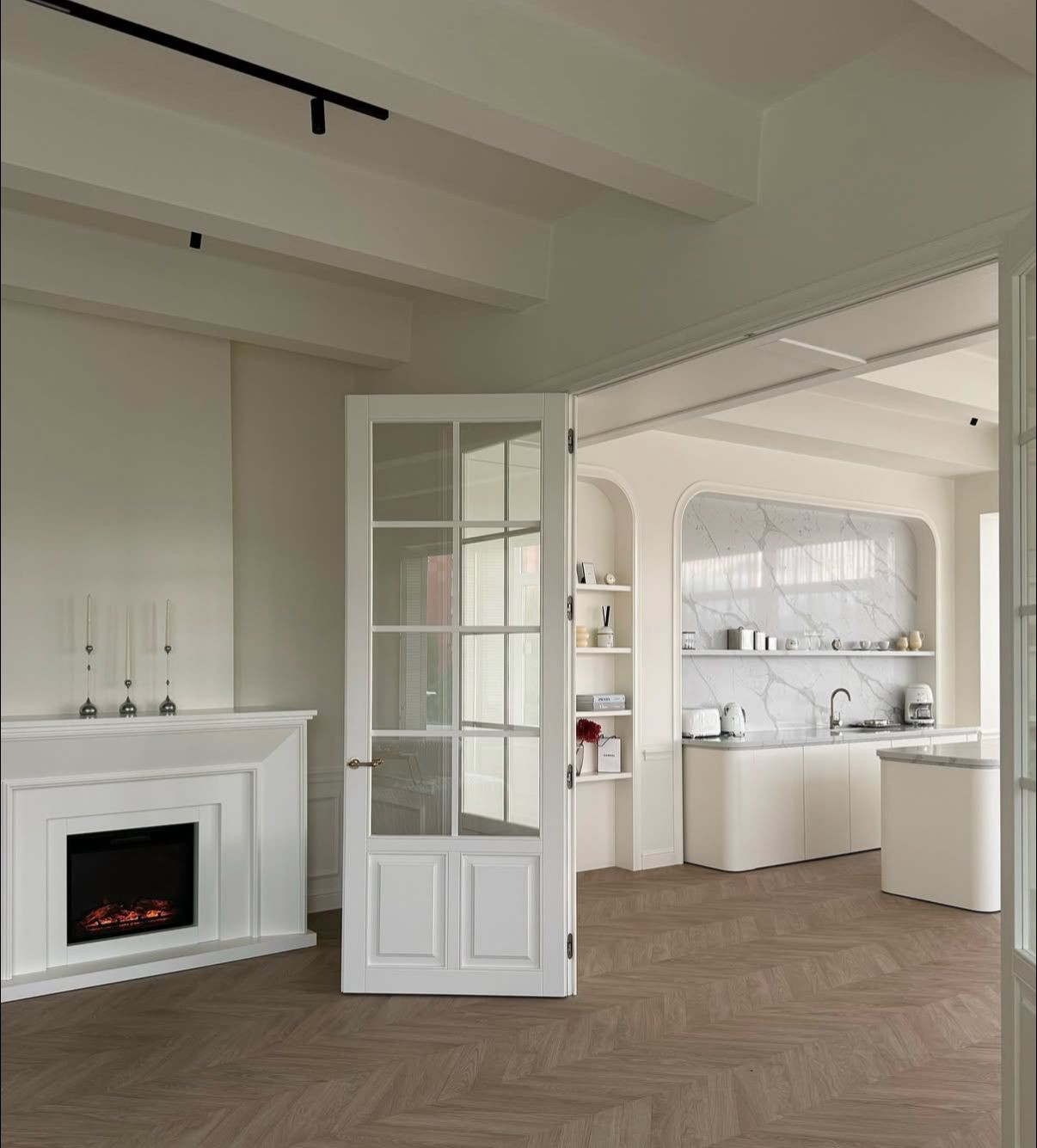 Кухня Avant Quartz 7500 Calacatta Arras