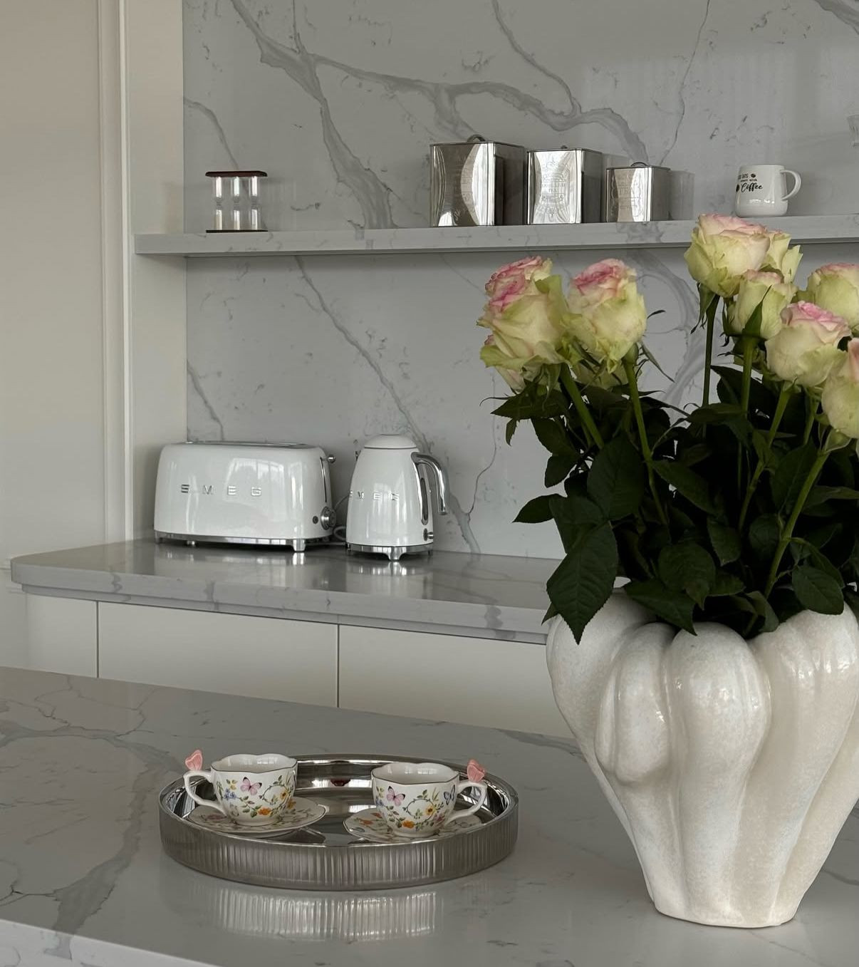 Кухня Avant Quartz 7500 Calacatta Arras