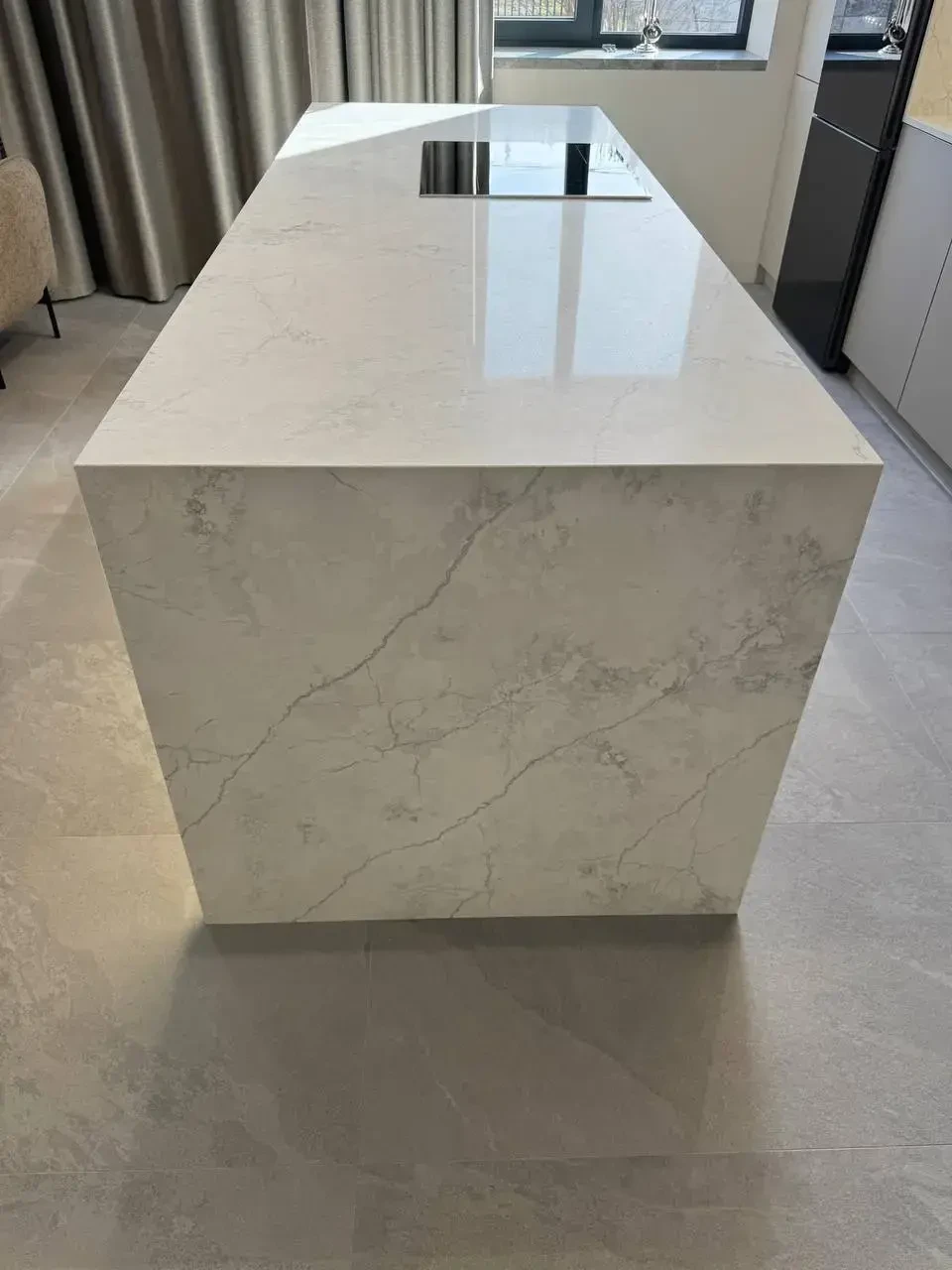 Кухня Avant Quartz 7540 Calacatta Concorde