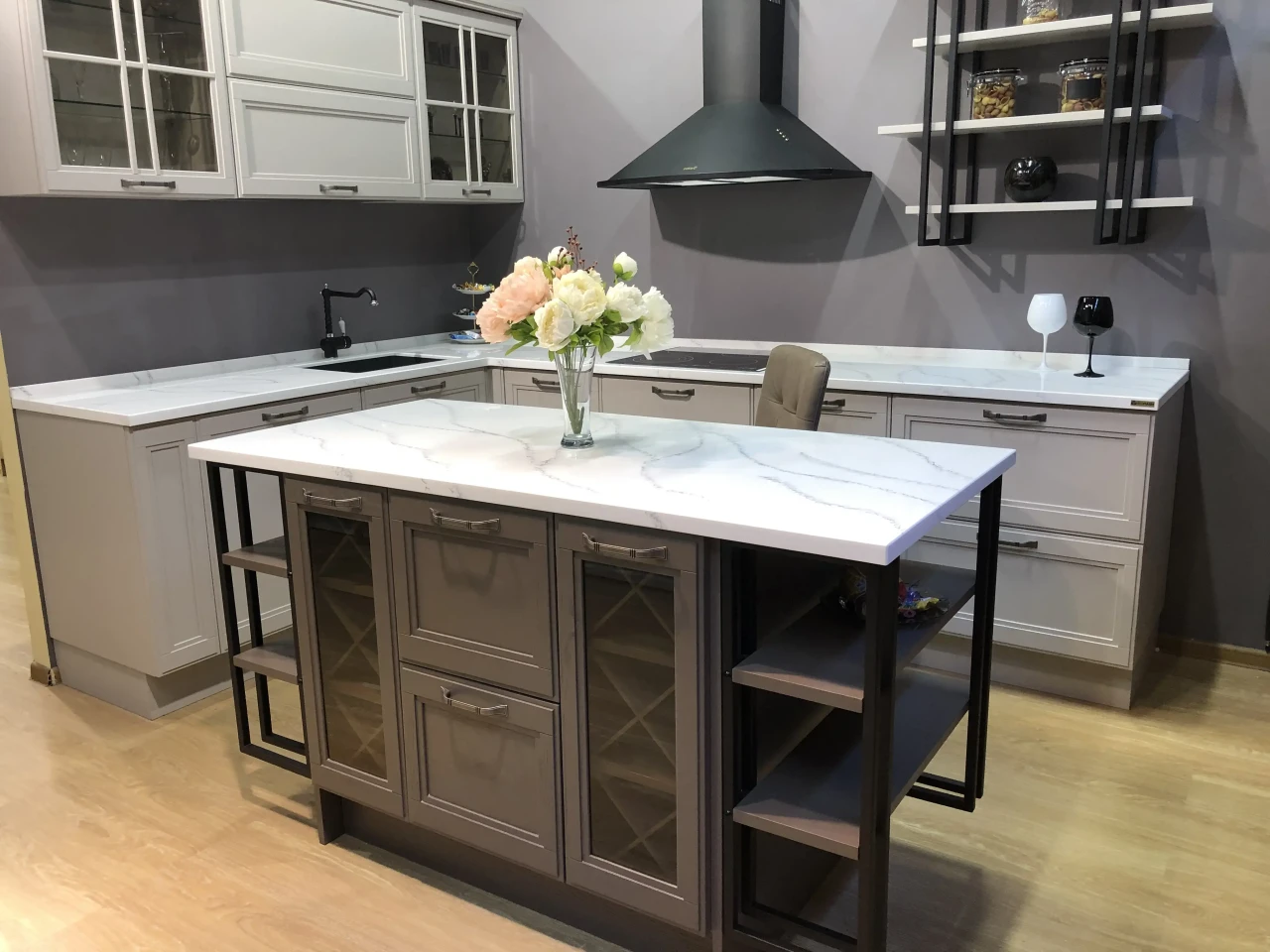 Кухня NEOMARM NM 201 Calacatta Bianco 