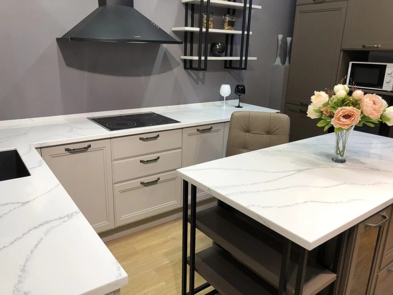 Кухня NEOMARM NM 201 Calacatta Bianco 