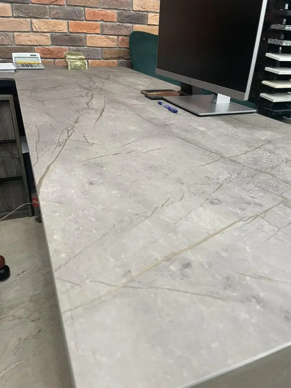 Комерційні об'єкти Puricelli 6140 Kintsugi