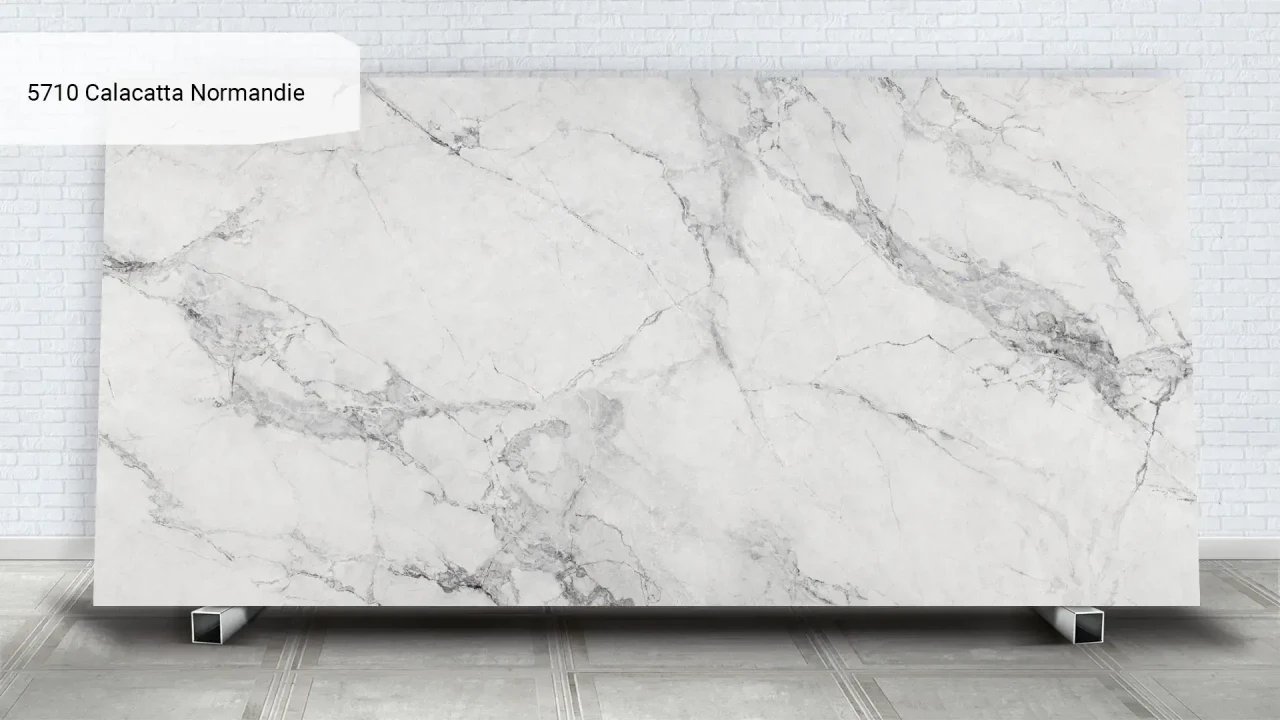 Avant Quartz 5710 Calacatta Normandie в інтер'єрі