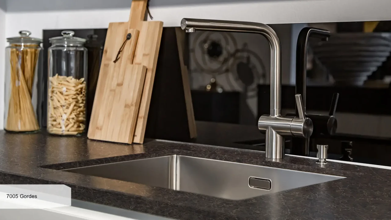 Avant Quartz 7005 Gordes в інтер'єрі