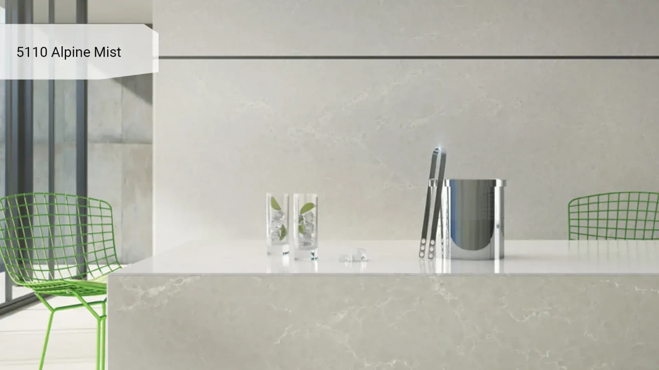 Caesarstone 5110 Alpine Mist в інтер'єрі