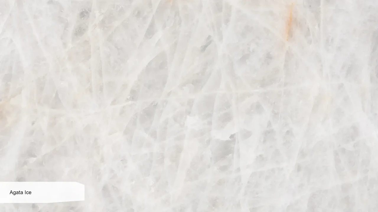 Scalla Naturale Agаtа Ice в інтер'єрі