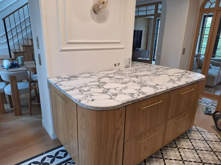 Житлові приміщення Avant Quartz 9070 Arabescato Alencon